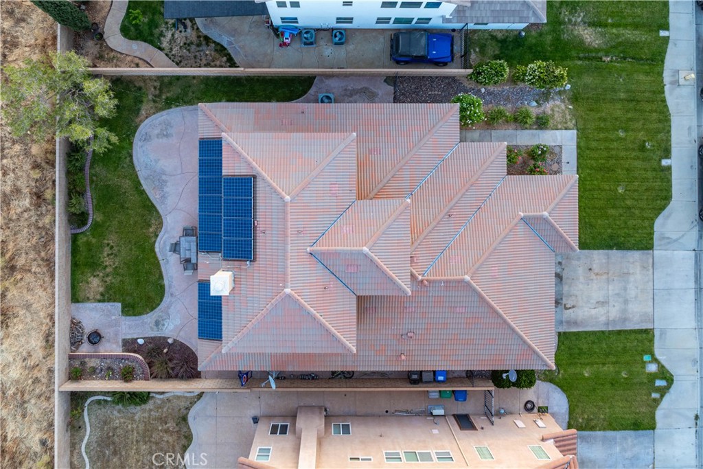 main property photo 43