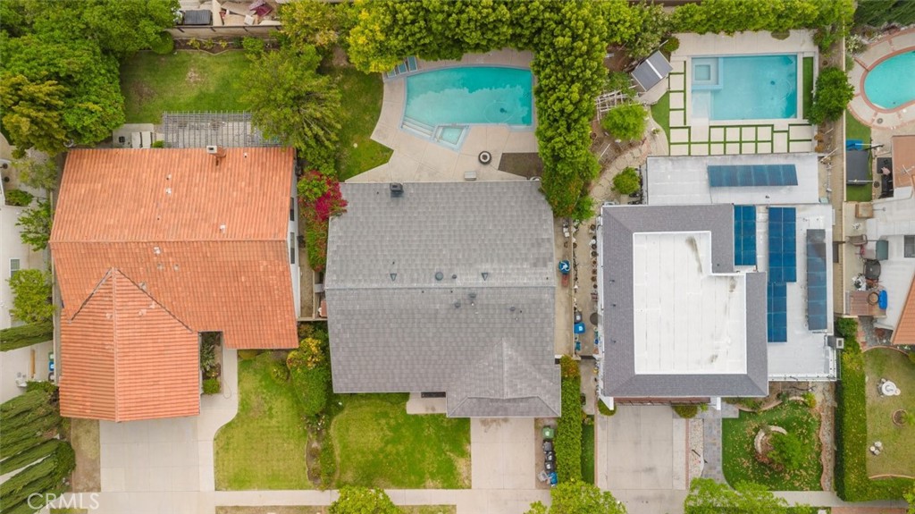 main property photo 49