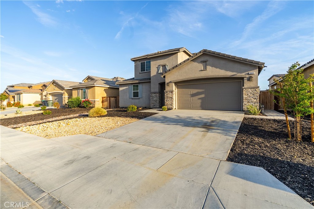 main property photo 49
