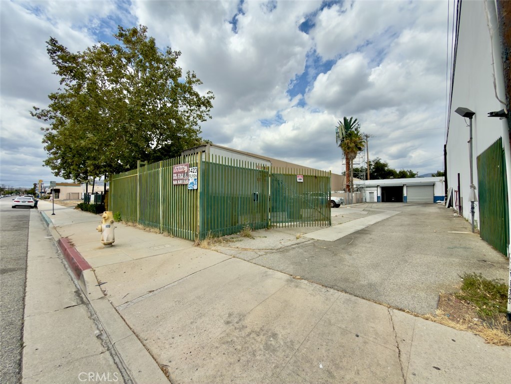 main property photo 4