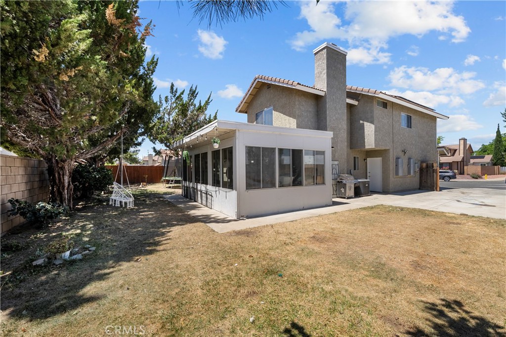 main property photo 29