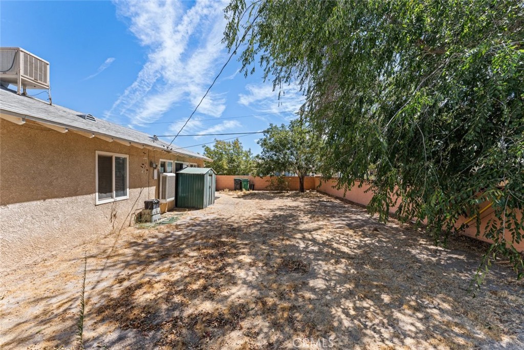 main property photo 37
