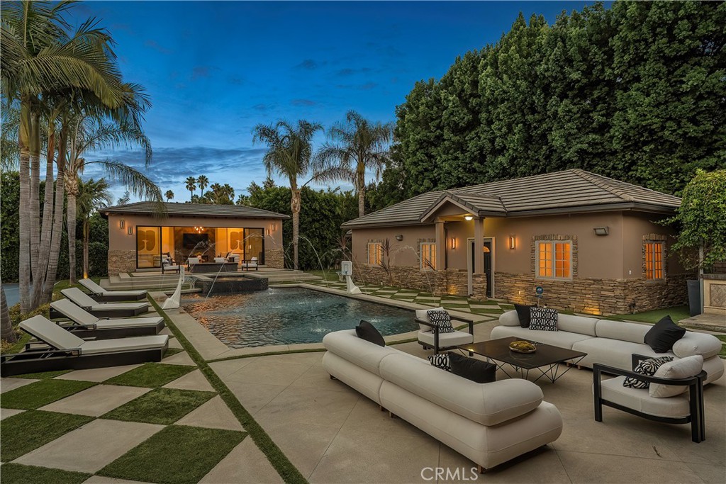 main property photo 45