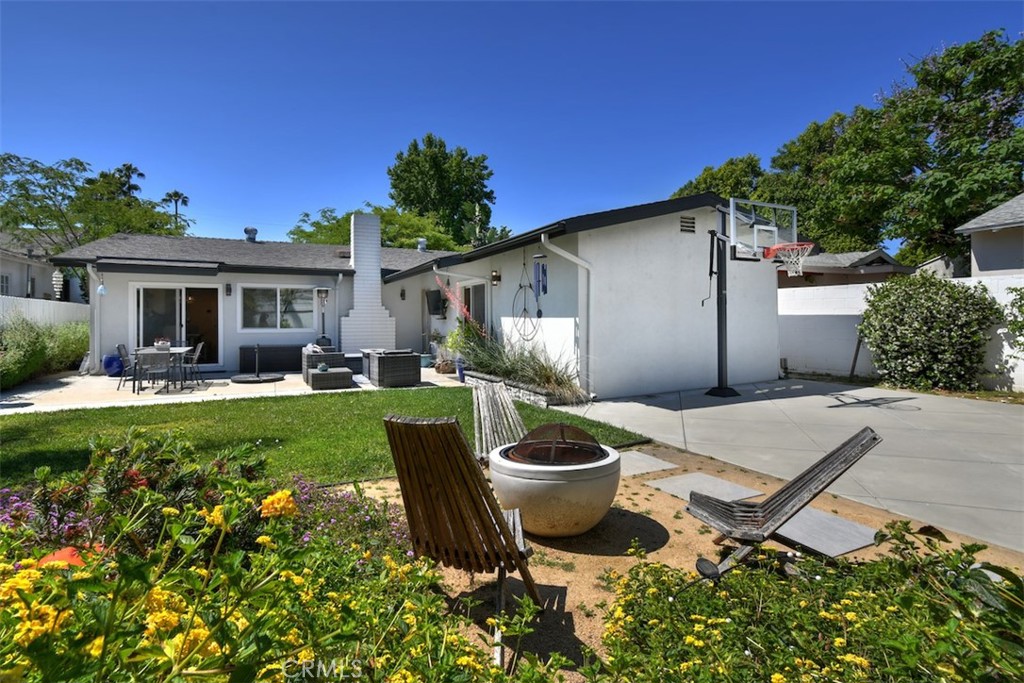 main property photo 50