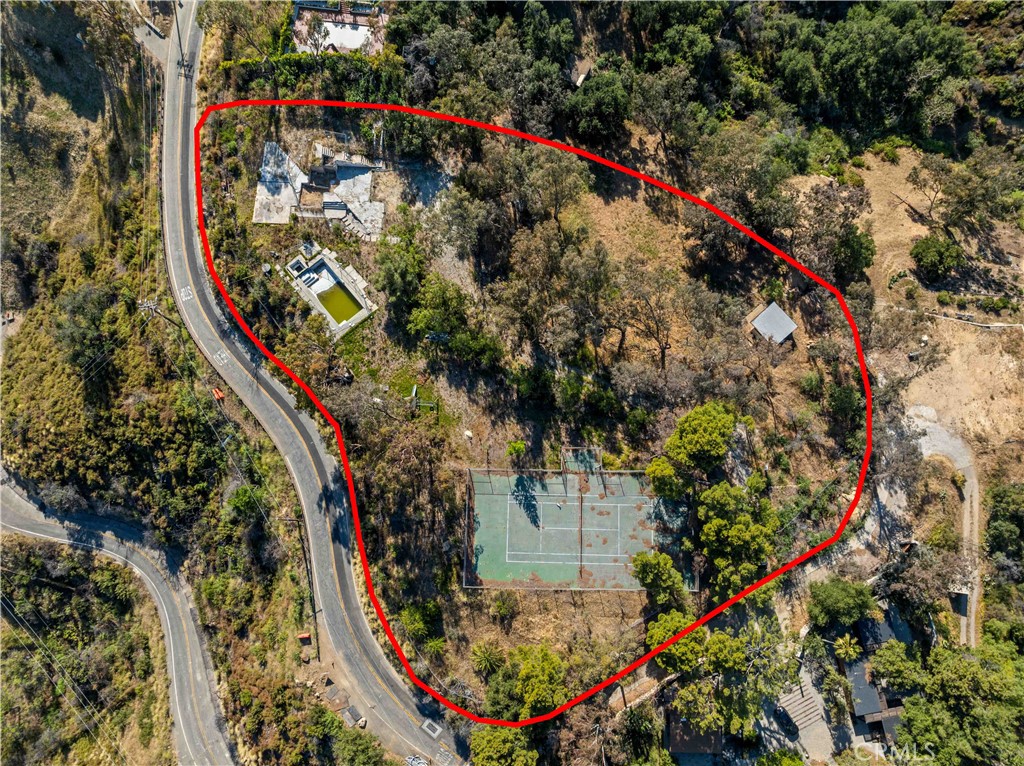 main property photo 35