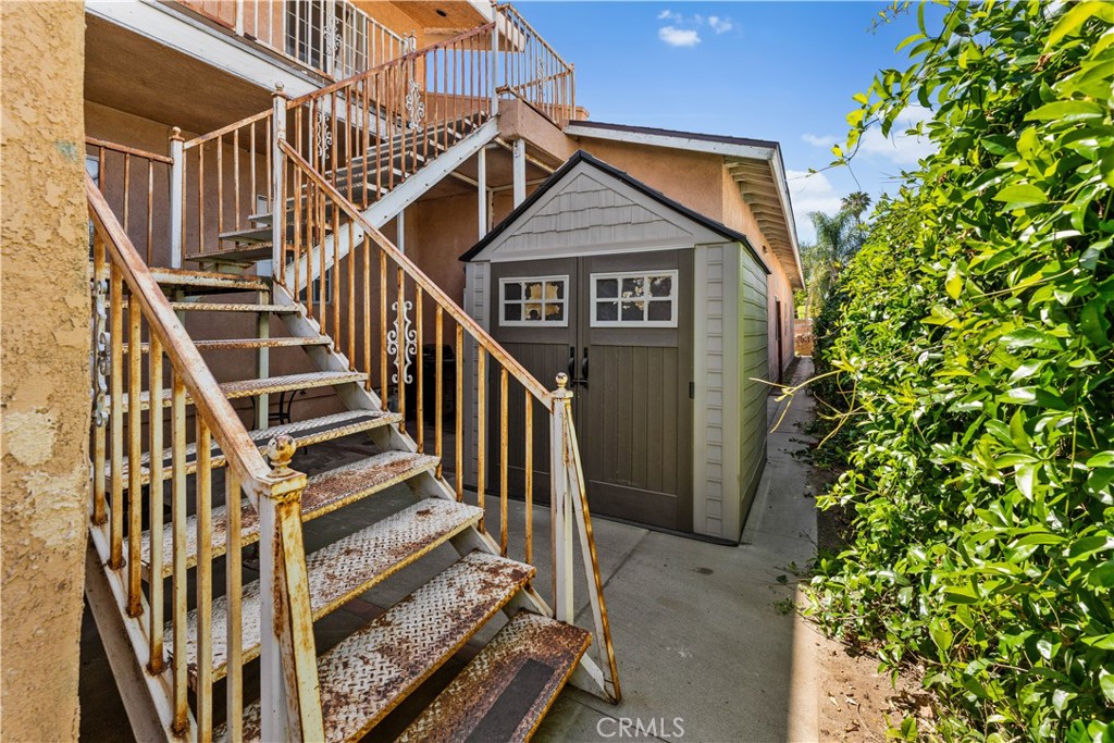 main property photo 46
