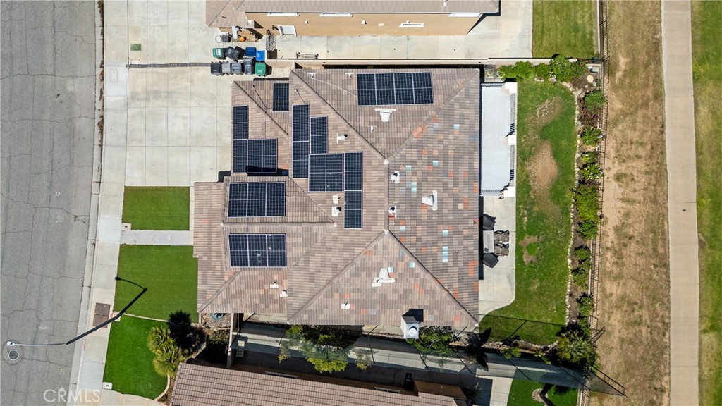 main property photo 50