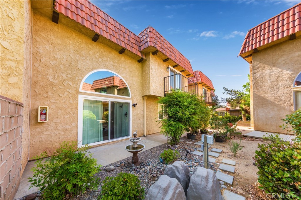 main property photo 22