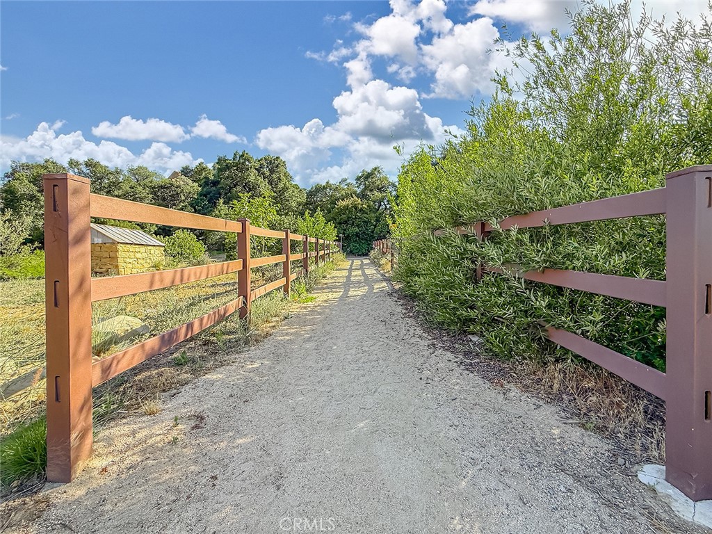 main property photo 50