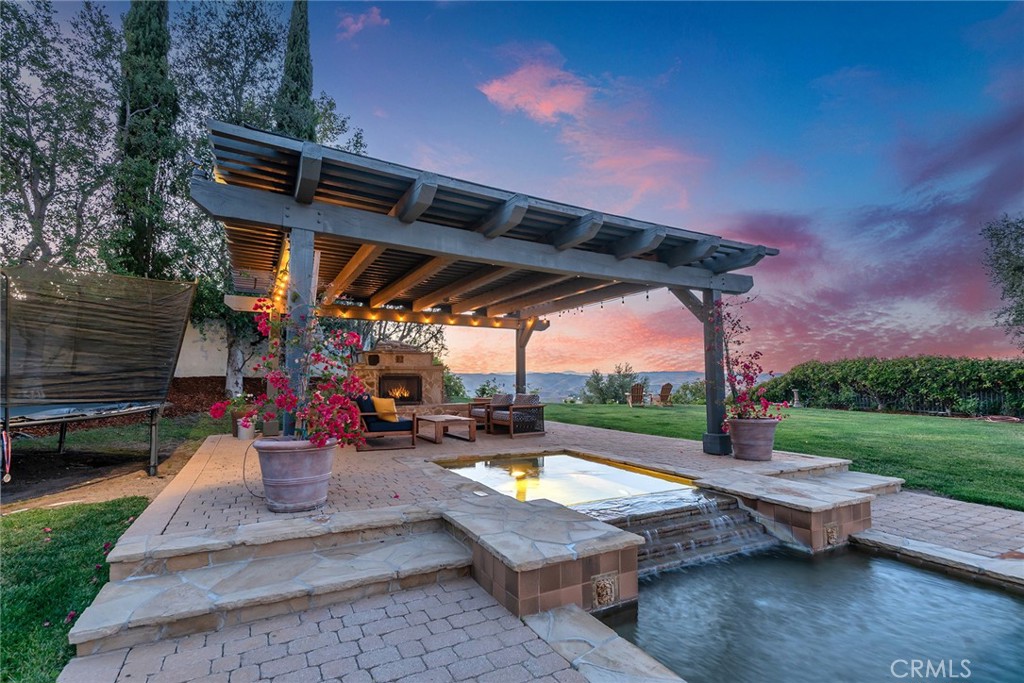 main property photo 27