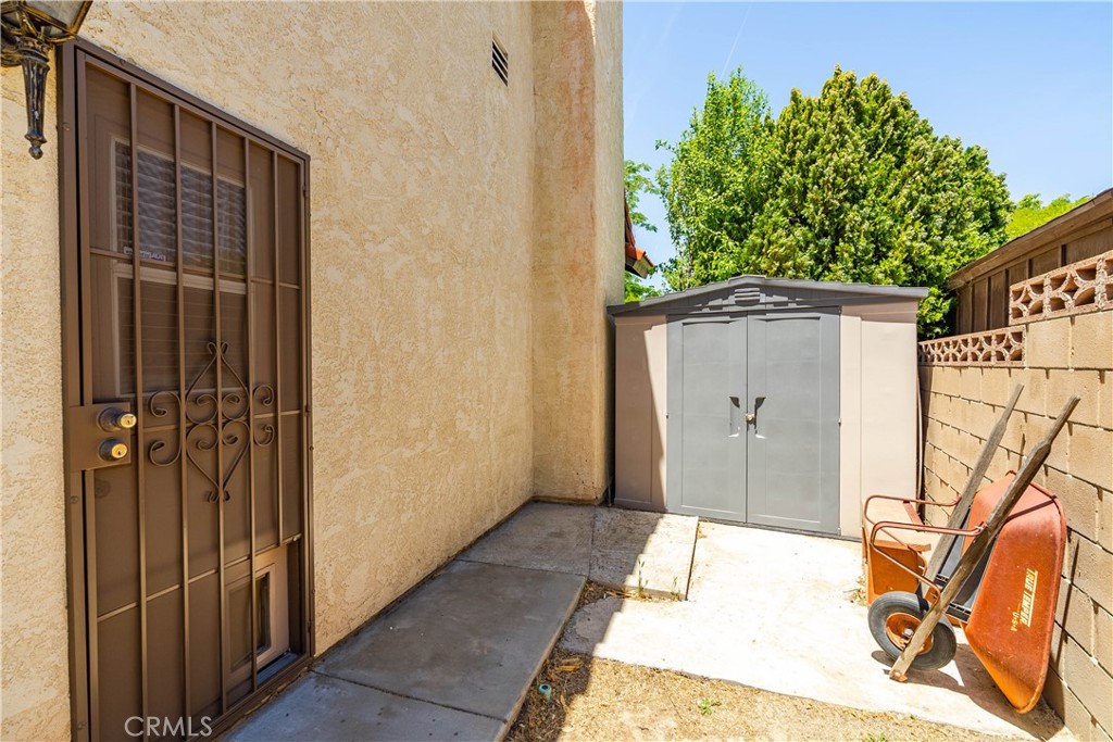 main property photo 29
