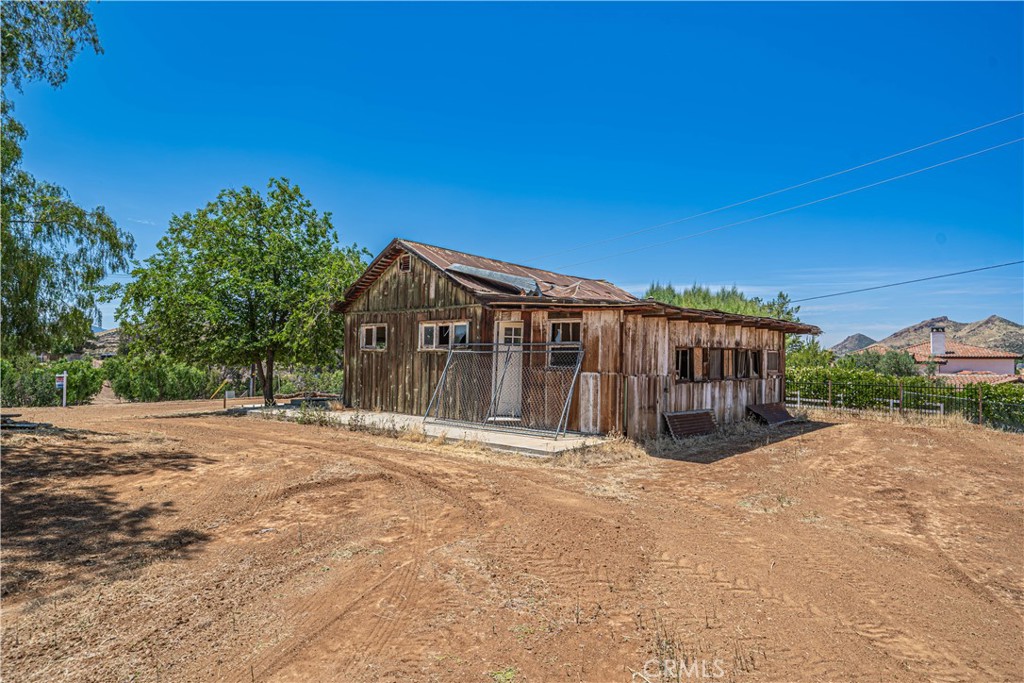 main property photo 26