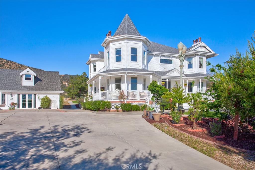 main property photo 1