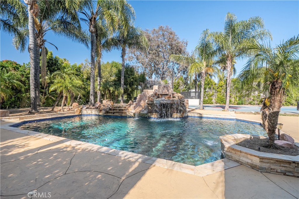 main property photo 49
