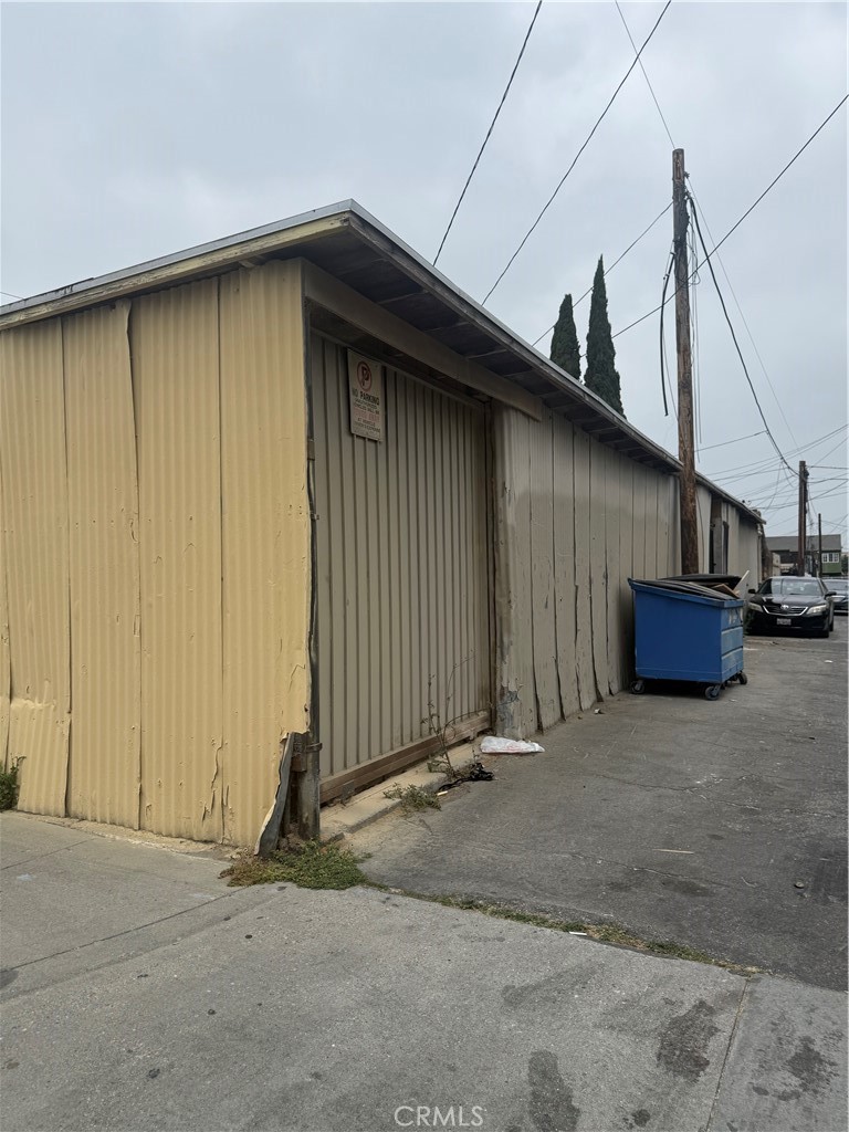main property photo 10