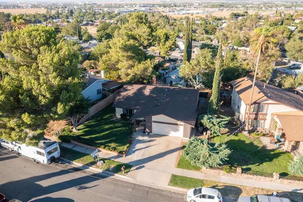 main property photo 31