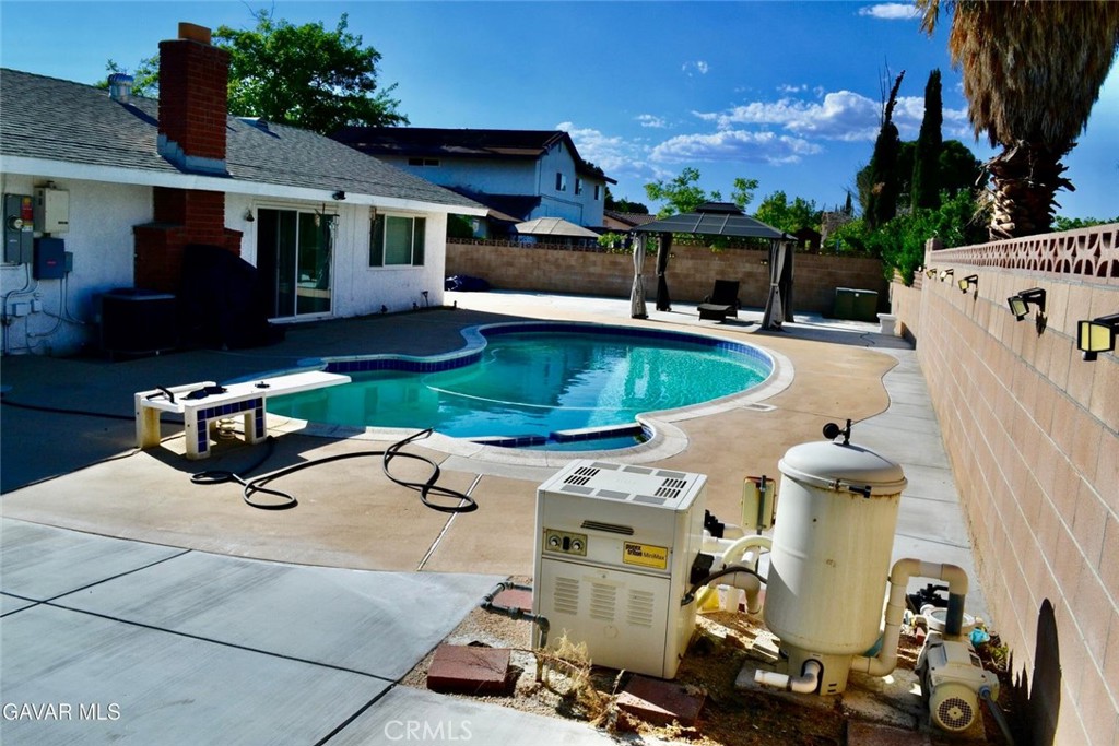 main property photo 18