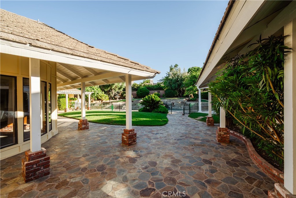 main property photo 51
