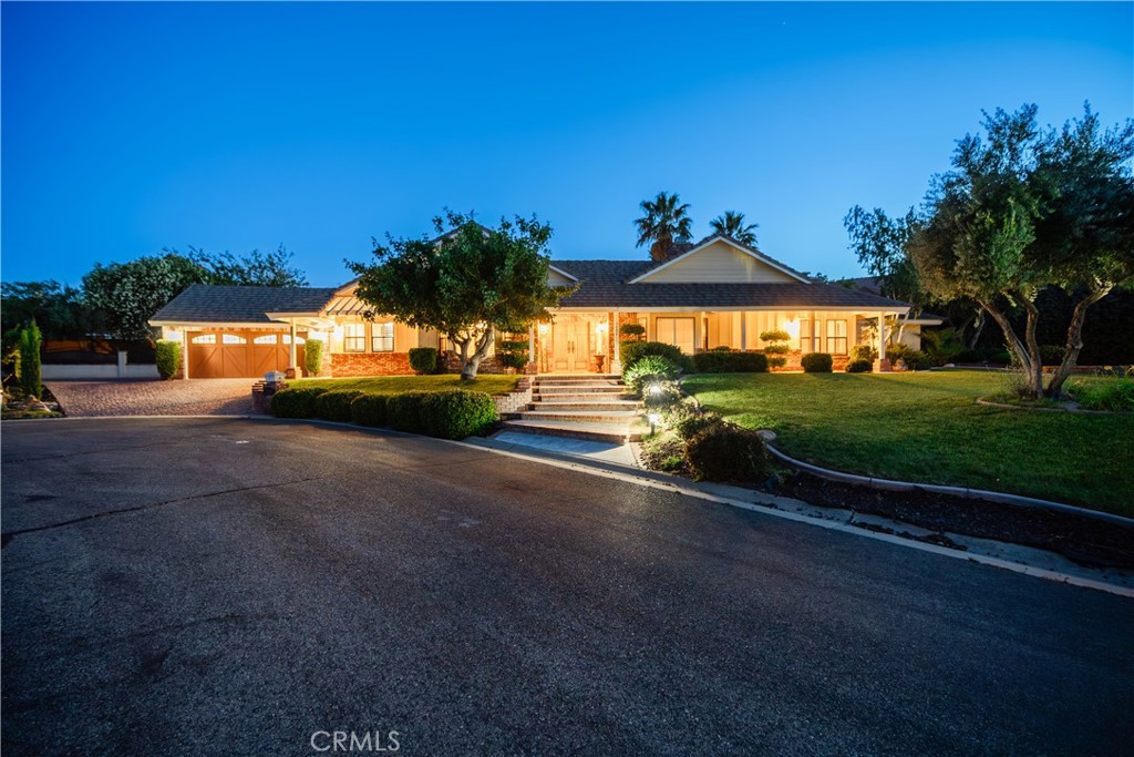main property photo 7