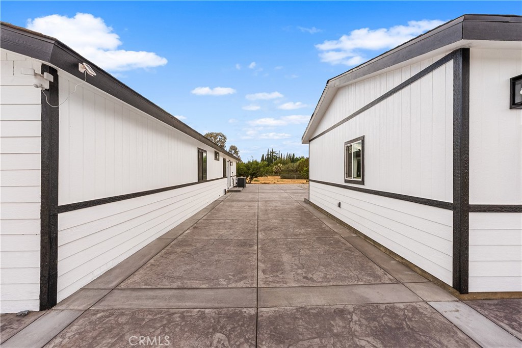 main property photo 58