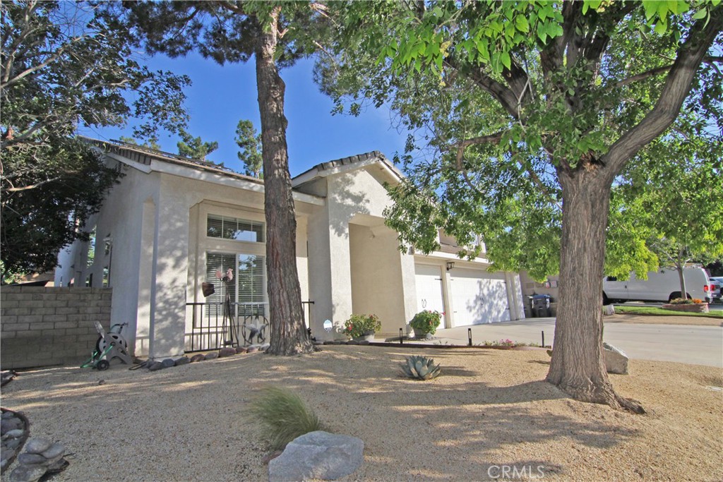 main property photo 32