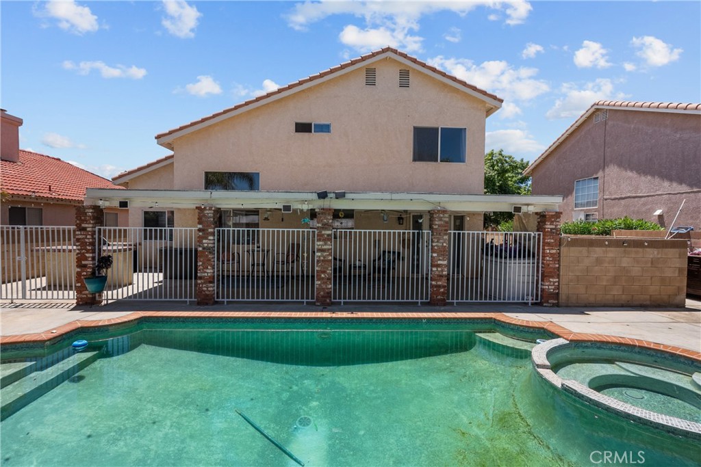 main property photo 50