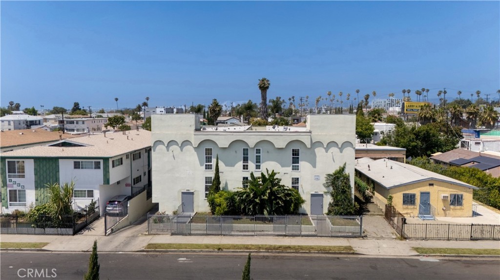 main property photo 26