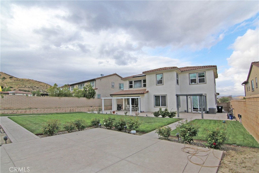 main property photo 29