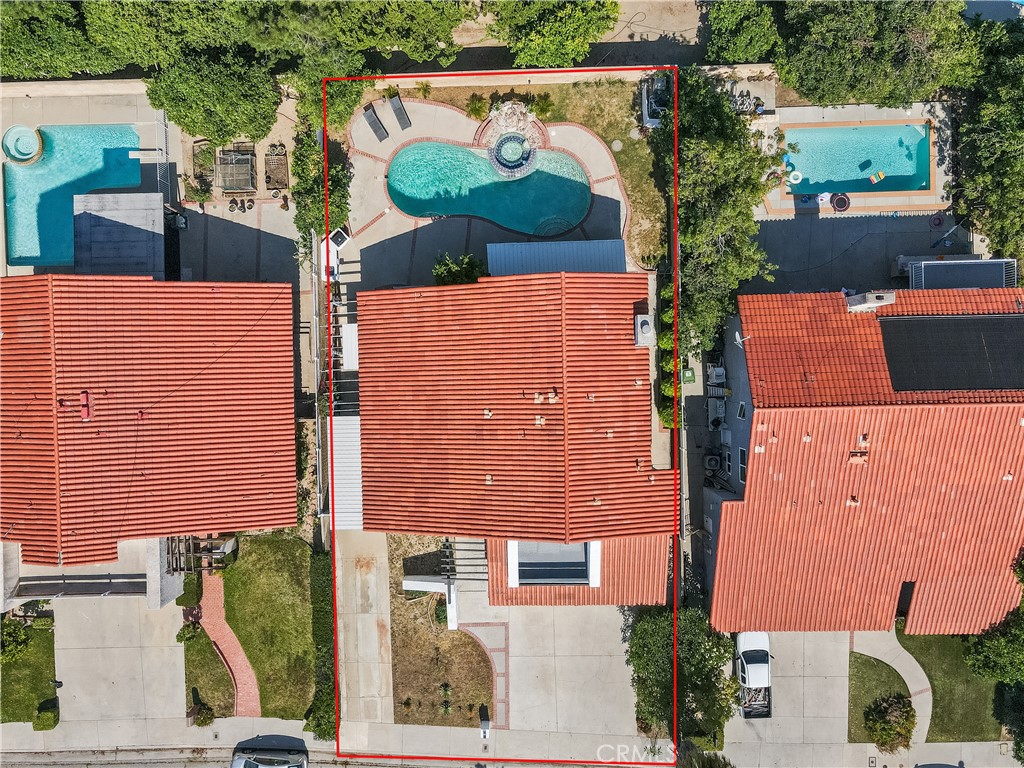 main property photo 51