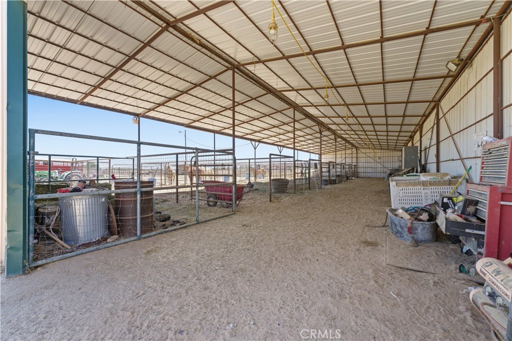 main property photo 20