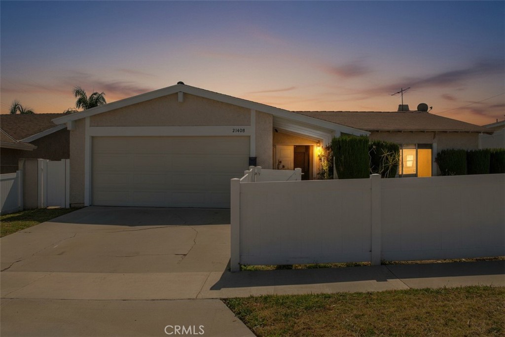 main property photo 50