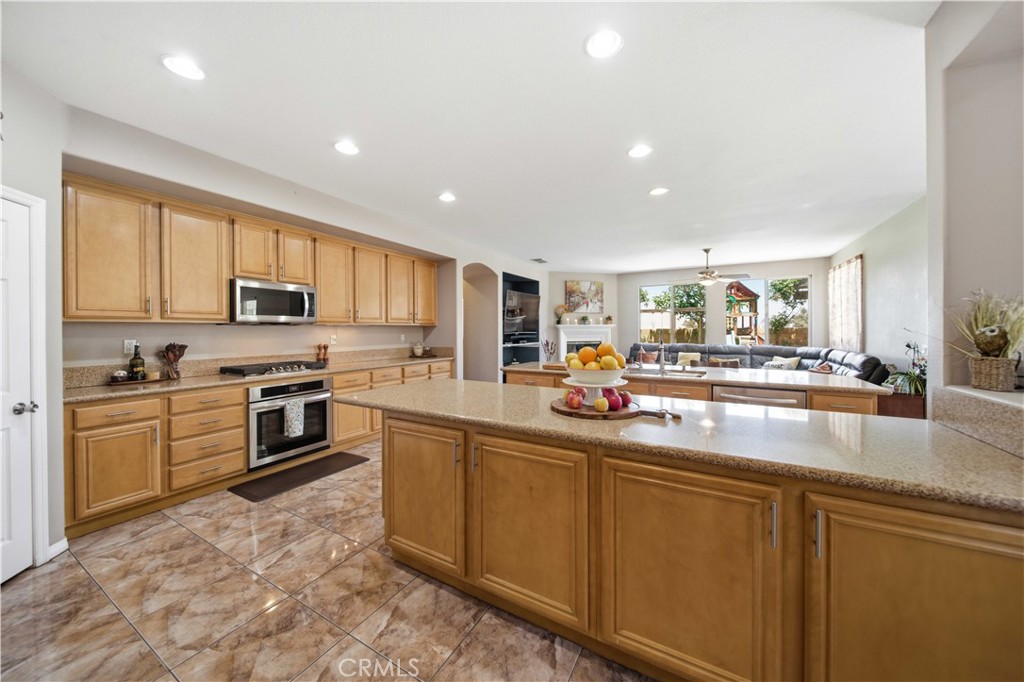 main property photo 24