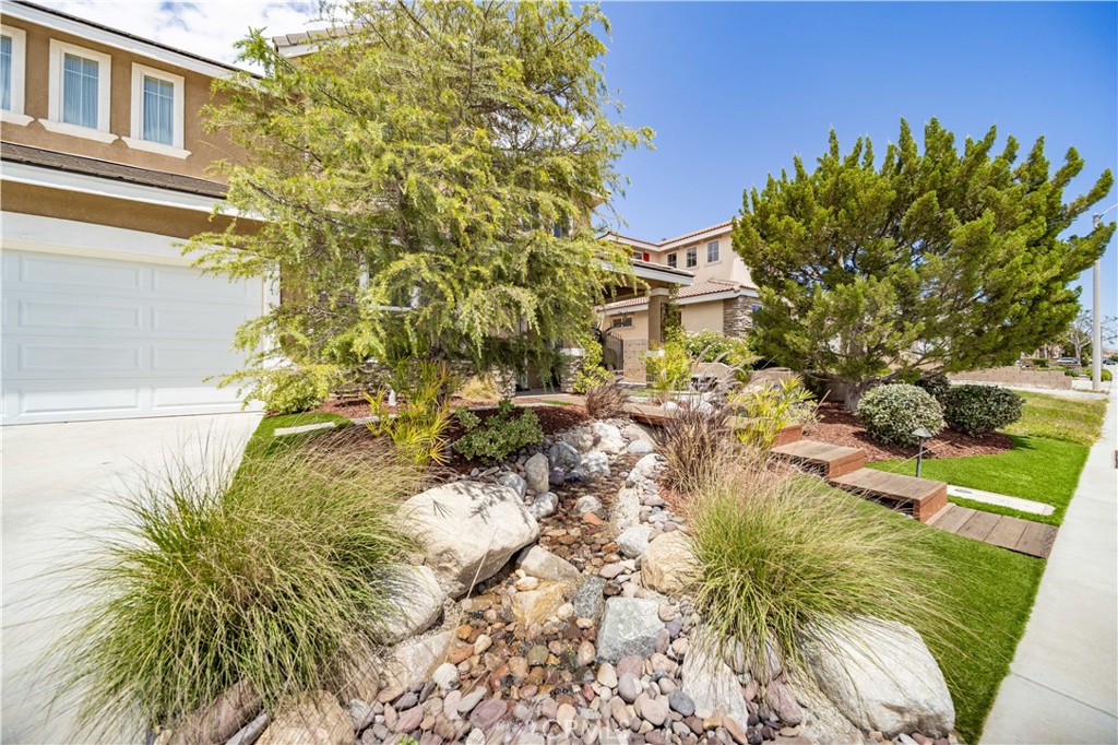 main property photo 5