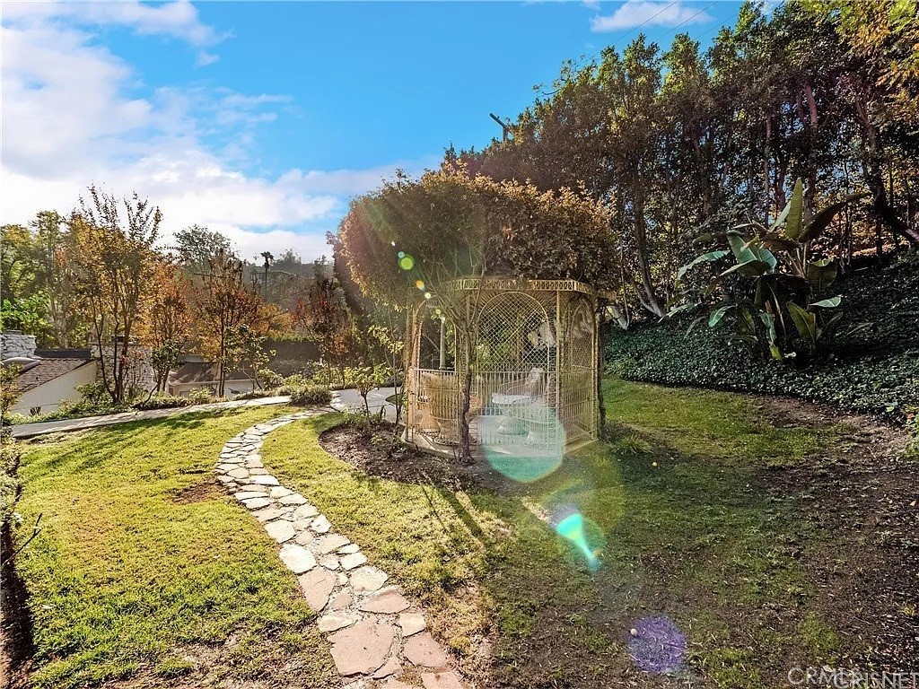 main property photo 53