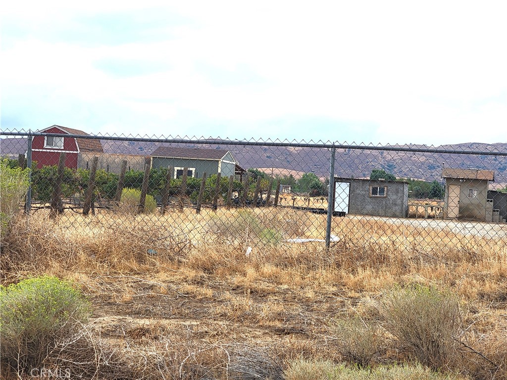 main property photo 11