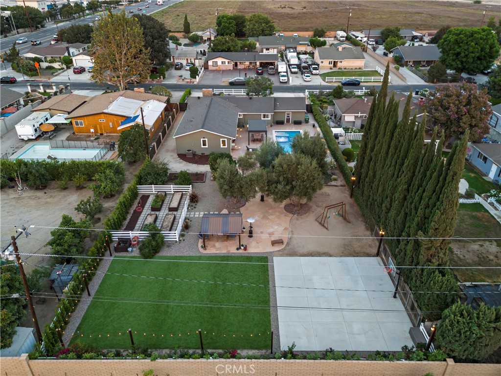 main property photo 15