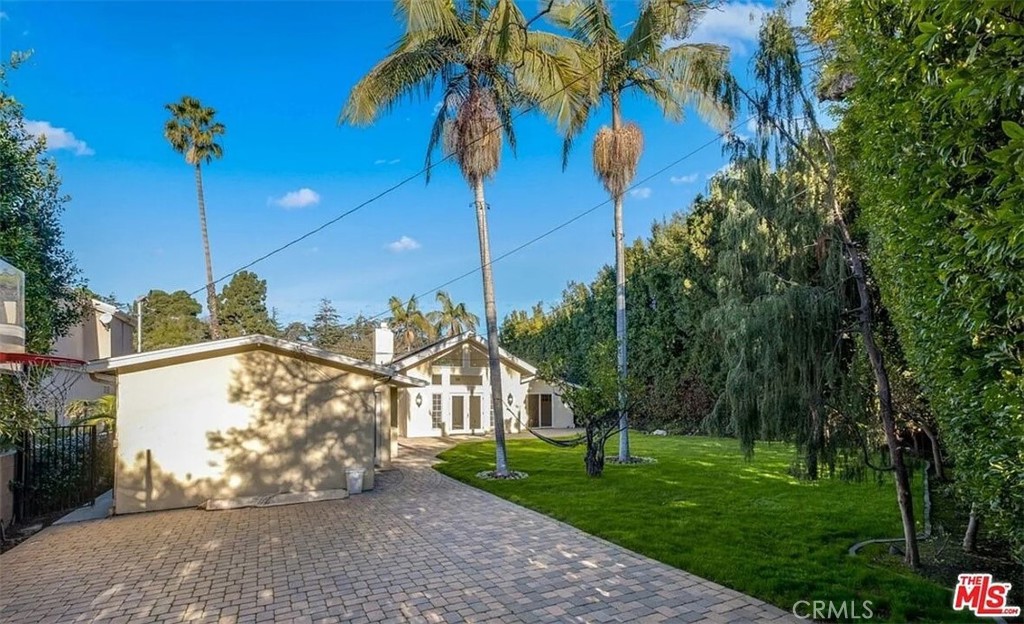 main property photo 43