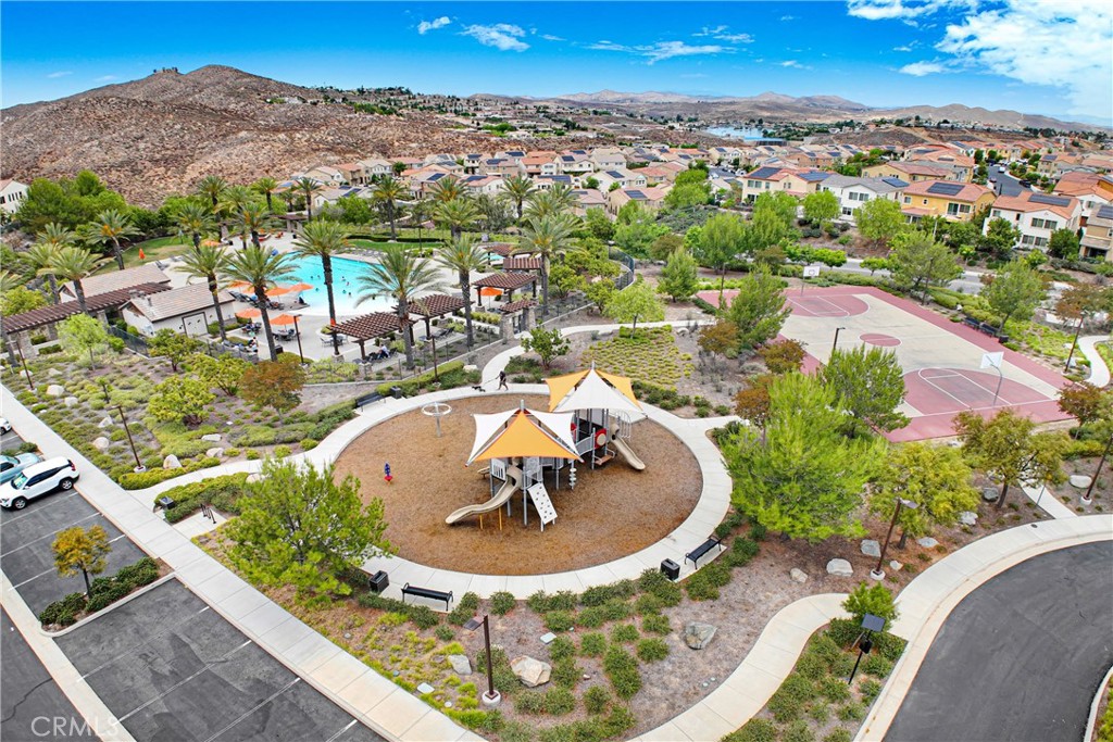 main property photo 45