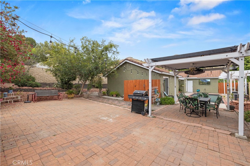 main property photo 37