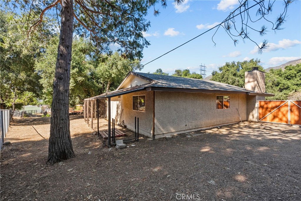 main property photo 41