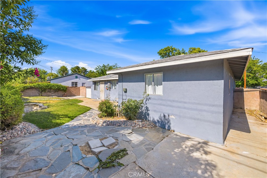 main property photo 26