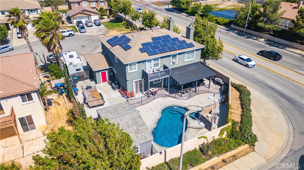 main property photo 35