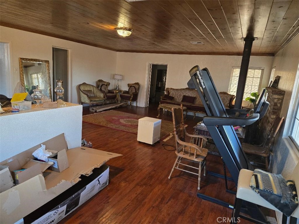 main property photo 36