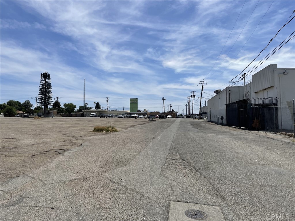 main property photo 4