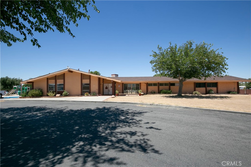 main property photo 15