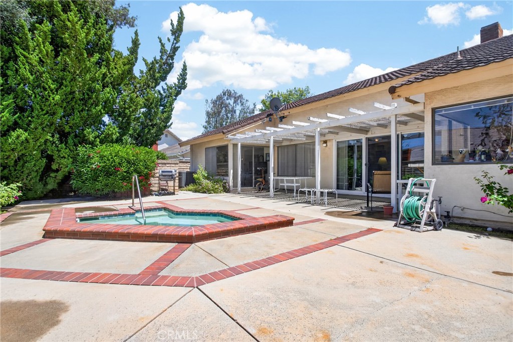 main property photo 48