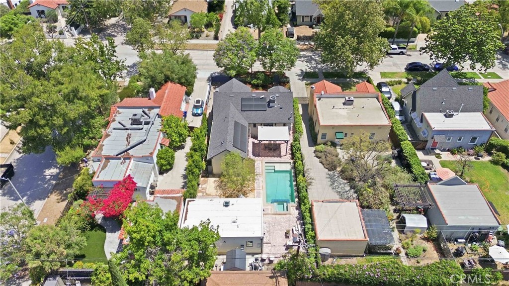 main property photo 47