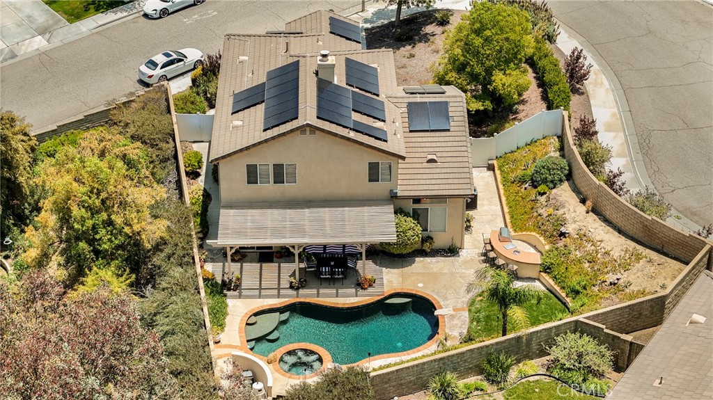 main property photo 12