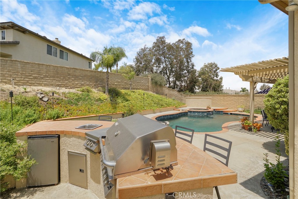 main property photo 49