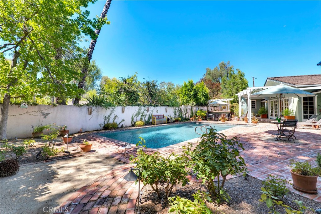 main property photo 54